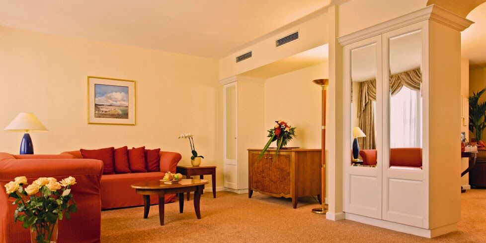 Radisson Blu Schwarzer Bock 4*